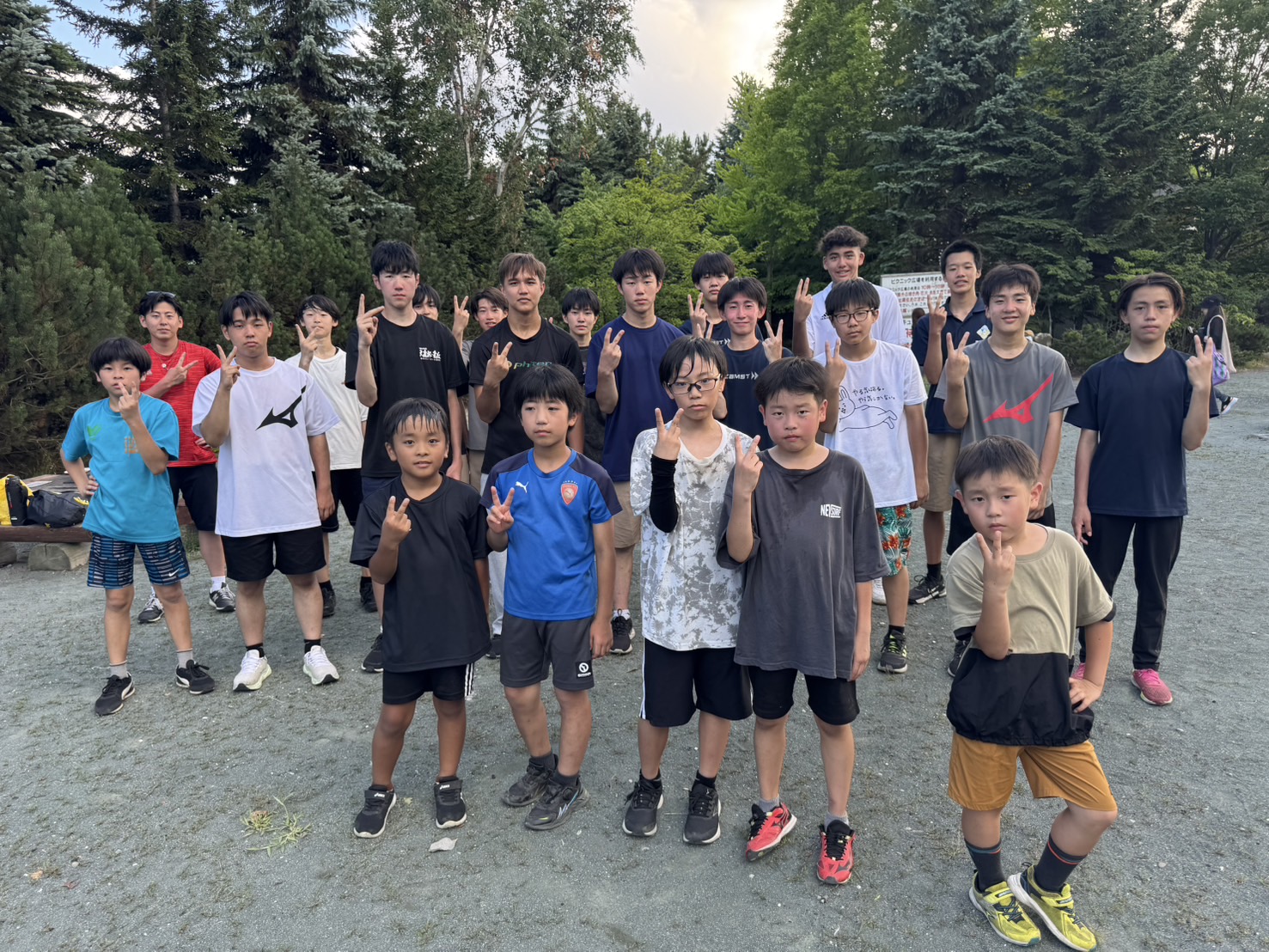 【国際交流】シンガポールからU15にバレーボール留学生、ベルリンからU12の練習に参加！